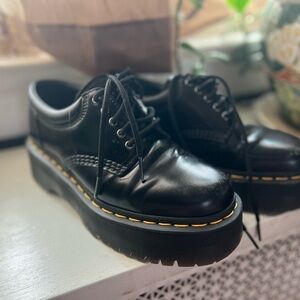 Dr. Martens 8053 Quad Platform Shoes Women’s 8 / Men’s 7 – Gently Used
